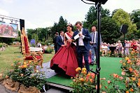 Bild: Kr&ouml;nung der Rosenk&ouml;nigin in Sangerhausen