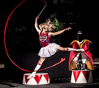 Bild: Zirkus am Wochenende