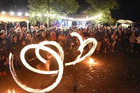 Bild: Teich in Flammen