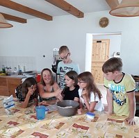 Bild: Das ist los im Rittergut
