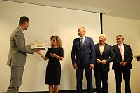 Es ist geschafft: das Oberstufengebäude des Humboldt-Gymnasiums wurde heute Nachmittag offiziell seiner Bestimmung übergeben Bild: Es ist geschafft: das Oberstufengebäude des Humboldt-Gymnasiums wurde heute Nachmittag offiziell seiner Bestimmung übergeben