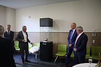 Es ist geschafft: das Oberstufengebäude des Humboldt-Gymnasiums wurde heute Nachmittag offiziell seiner Bestimmung übergeben Bild: Es ist geschafft: das Oberstufengebäude des Humboldt-Gymnasiums wurde heute Nachmittag offiziell seiner Bestimmung übergeben