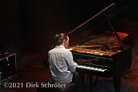 Bild: JazzRabazz mit Frederike G&auml;&szlig;lein, "Bluff" und dem "Tingvall Trio"