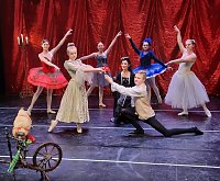 Bild: Ballettauff&uuml;hrungen auf der gro&szlig;en B&uuml;hne des Theaters