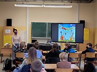 Unterricht in der Ukulele-Klasse Bild: Unterricht in der Ukulele-Klasse