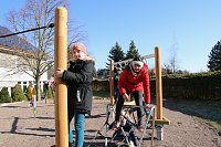 Übergabe neuer Spielgeräte an der Petermann-Schule in Bleicherode Bild: Übergabe neuer Spielgeräte an der Petermann-Schule in Bleicherode