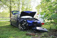 Bild: Das Unfallauto wird geborgen