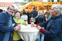 Bild: Weinfest am Freitag