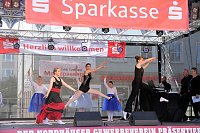 Peter Blei unterwegs auf dem Weinfest Bild: Peter Blei unterwegs auf dem Weinfest