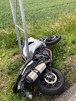 Bild: Schwerer Unfall auf der B 243