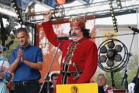 Das 52. Rolandsfest wurde nach zwei Jahren Pause heute auf dem Rathausplatz in Nordhausen eröffnet Bild: Das 52. Rolandsfest wurde nach zwei Jahren Pause heute auf dem Rathausplatz in Nordhausen eröffnet