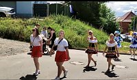 Großer Umzug in Leimbach Bild: Großer Umzug in Leimbach