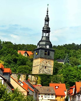 Zur Ferienfreizeit an der Grundschule Niedersalza waren die Abfallexperten des Landkreises zu Gast Bild: Zur Ferienfreizeit an der Grundschule Niedersalza waren die Abfallexperten des Landkreises zu Gast