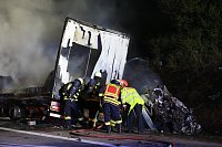 Bild: Fahrzeugbrand auf der A38