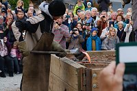 Bild: Glockenguss vor St. Blasii in Nordhausen