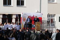 Bild: Es "Schillert" in Bleicherode - der Umbau des Gymnasiums wurde heute offiziell beendet
