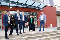 Bild: Es "Schillert" in Bleicherode - der Umbau des Gymnasiums wurde heute offiziell beendet