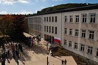 Bild: Es "Schillert" in Bleicherode - der Umbau des Gymnasiums wurde heute offiziell beendet
