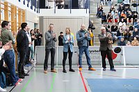 Bild: Wettk&auml;mpfe im Becken und im Boxring
