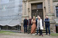 Bild: Staatssekret&auml;rin zu Besuch im Park Hohenrode