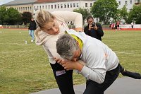 Sportabzeichen-Tour des Deutschen Olympischen Sportbundes macht Halt in Nordhausen Bild: Sportabzeichen-Tour des Deutschen Olympischen Sportbundes macht Halt in Nordhausen