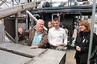 Pyrolyse als Alternative zum Verbrennen - in Bleicherode wurde heute eine Pilotanlage der Hochschule in Betrieb genommen Bild: Pyrolyse als Alternative zum Verbrennen - in Bleicherode wurde heute eine Pilotanlage der Hochschule in Betrieb genommen