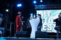 Bild: Verabschiedung auf der B&uuml;hne