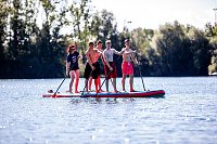 Die "SUP-Piraten" boten auf dem Wasser Schnupperstunden auf dem Brett an Bild: Die "SUP-Piraten" boten auf dem Wasser Schnupperstunden auf dem Brett an