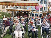 Bild: Sommerfest im St.Josefshaus