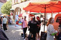 Bild: Stra&szlig;enfest auf dem Rathausplatz