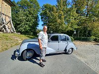 Bild: Aus einem BMW 340 wird ein EMW 340-2