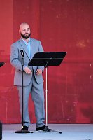 Bild: Peter Blei unterwegs auf dem Theaterfest