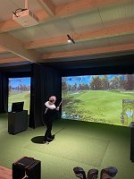 Bild: Bernard Scheckel zu Gast beim Golfpark Neustadt