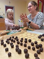 Bild: In der Kinderwelt am Frauenberg wurde die Vorweihnachtszeit eingel&auml;utet