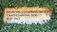 Soldatenfriedhof in Pomezia, Italien Bild: Soldatenfriedhof in Pomezia, Italien