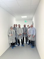 Bild: Der Arbeitskreis SCHULEWIRTSCHAFT traf sich bei AHN Biotechnologie und Sokratherm