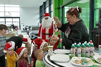 Bild: Weihnachtsbau in der Skoda-Autowelt geschm&uuml;ckt