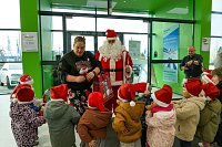Bild: Weihnachtsbau in der Skoda-Autowelt geschm&uuml;ckt