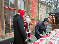 Bild: Peter Blei unterwegs auf dem Weihnachtsmarkt