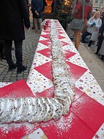 Bild: Peter Blei unterwegs auf dem Weihnachtsmarkt