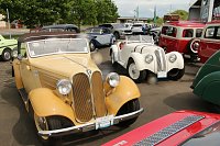 Bild: Oldtimer-Ausfahrt zum Sondersh&auml;user Stadtgeburtstag
