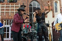 Bild: Coverband UDOpie begeistert in der Traditionsbrennerei