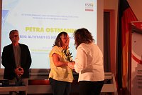 Bild: Petra Ostmann (l.)