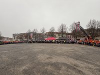 Bild: &Uuml;bergabe des Friedenslichts aus Bethlehem an die Kreisjugendfeuerwehren.