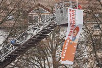Bild: &Uuml;bergabe des Friedenslichts aus Bethlehem an die Kreisjugendfeuerwehren.