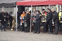 Bild: &Uuml;bergabe des Friedenslichts aus Bethlehem an die Kreisjugendfeuerwehren.