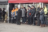 Bild: &Uuml;bergabe des Friedenslichts aus Bethlehem an die Kreisjugendfeuerwehren.