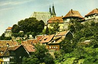 Bild: Stadtmauer mit Dom