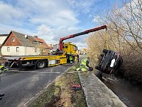 Bild: Die Fahrt endete in der Salza.