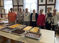 Kuchen gab es in großer Auswahl. Bild: Kuchen gab es in großer Auswahl.